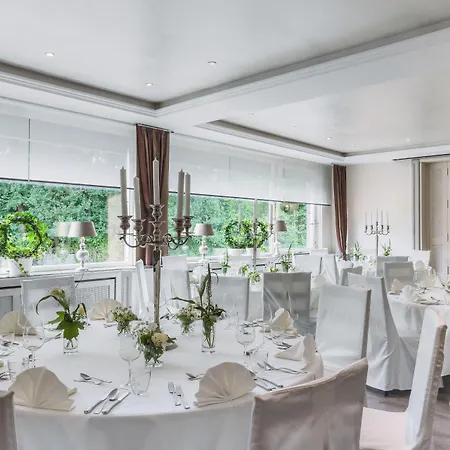 升高文霍夫酒店 3*